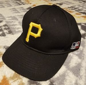 Pittsburgh Pirates TeamMLB Adjustable Youth Black ⚫️